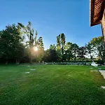 Saten Bed & Breakfast 3*