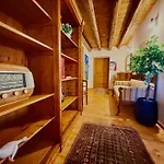 Saten Bed & Breakfast