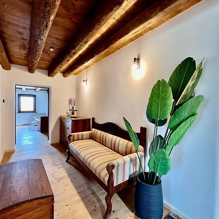 Saten Bed & Breakfast *