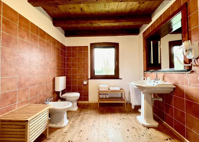 Oda ve Kahvaltı Saten